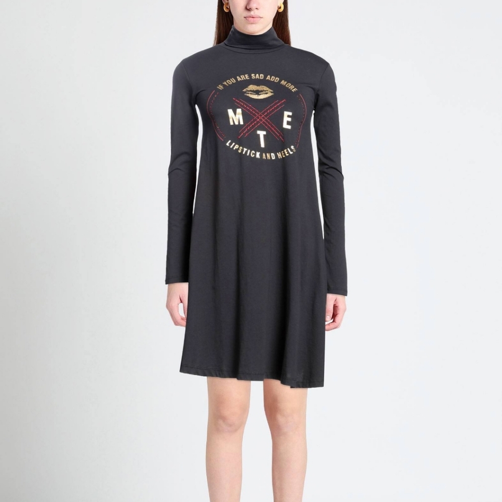 MET dress
